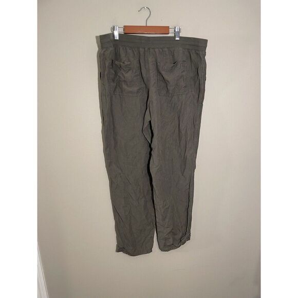 Maurices Womens Casual Cargo Pants Size 16 Olive Green Pull On Elastic Waist - Picture 3 of 6